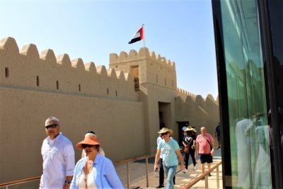 Al-Ain: Full Day Sightseeing Tour of Cultural City