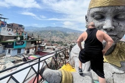 4 Hours Paragliding C13 with Transportation