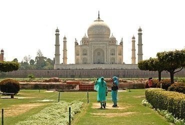 Full Day Taj Mahal & Agra Fort Tour By Gatimaan Train From Delhi
