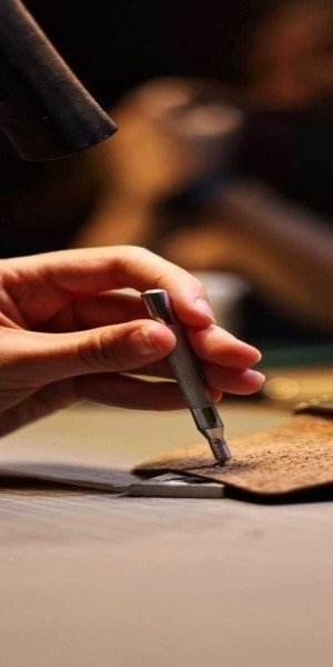 Hoi An: Handmade Leather Crafts Workshop (Starter Course)