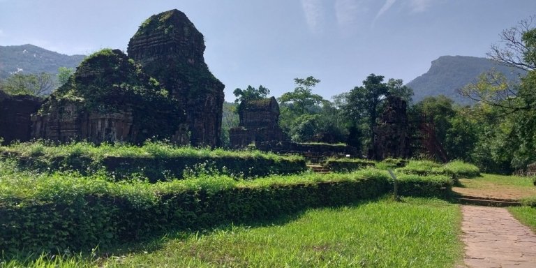 My Son Sanctuary  & Thu Bon River private Tour