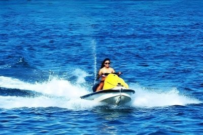 Bali Watersport And Uluwatu Tour