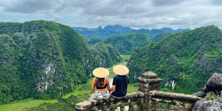 Ninh Binh Tour: Hoa Lu and Tam Coc Day Tour from Hanoi | Vietnam