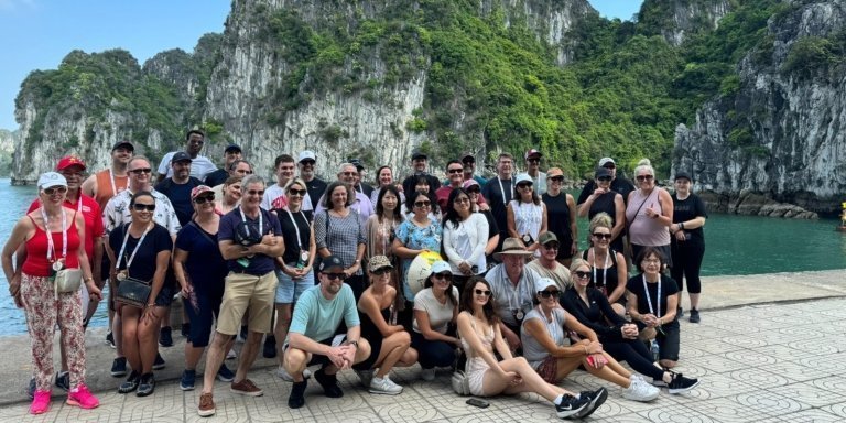 HA LONG BAY CRUISE IN A DAY