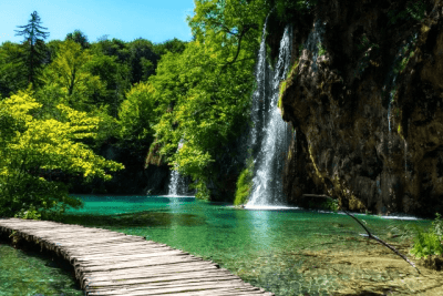 down to ulu petanu waterfall and rice terraces