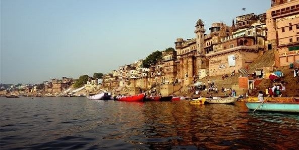 Full day Sightseeing of Varanasi with Evening Aarti (Ganges Ceremony)