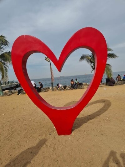 Your private driver and tour guide in Goree Island