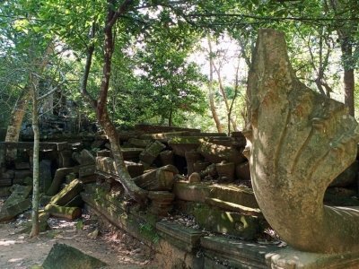 Private Trip: Banteay Srei, Beng Mealea and Rolous Group