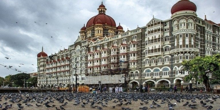 Full Day Mumbai City Tour With Bollywood Tour