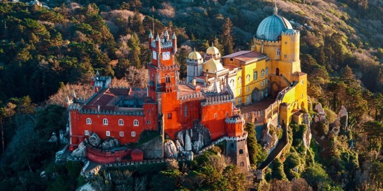 Sintra Private Tour with Pena Palace Tickets & Wine Tasting