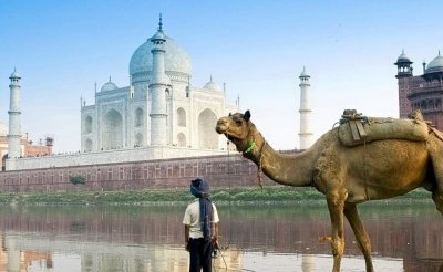 Agra: 3-Hour Private Guided Walking Tour of the Taj Mahal