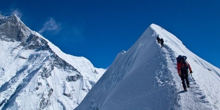 Lobuche Peak Climbing & Everest Base Camp