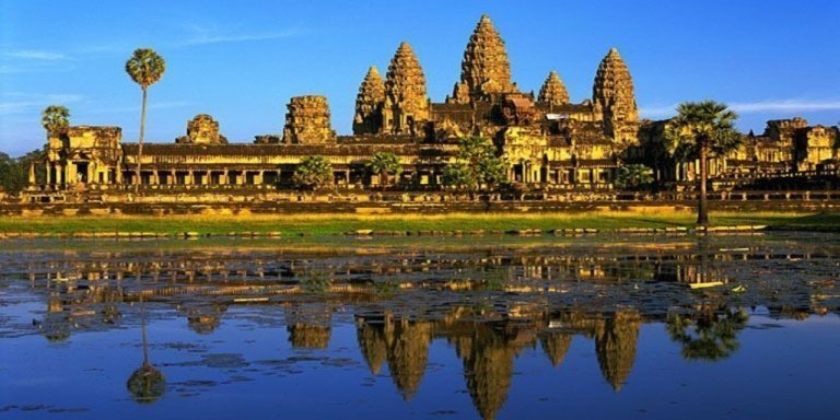 Exploring Angkor Complex From Sunrise to Sunset Tour