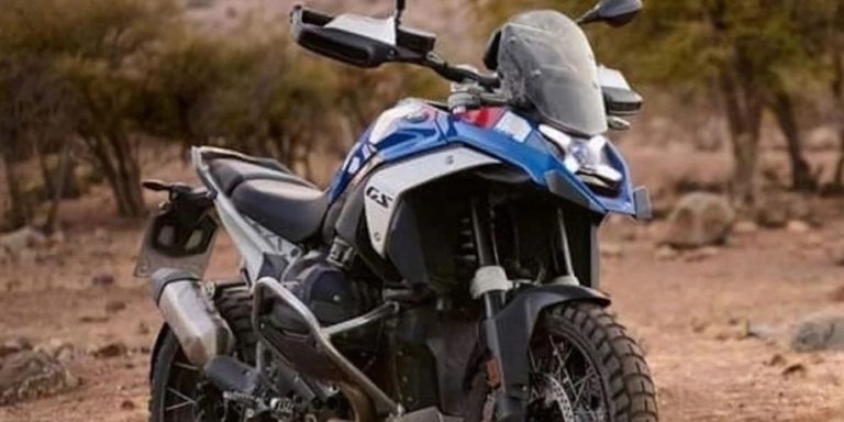 Motorcycle rental / BMW R1300GS / Ride your own motorcycle tour