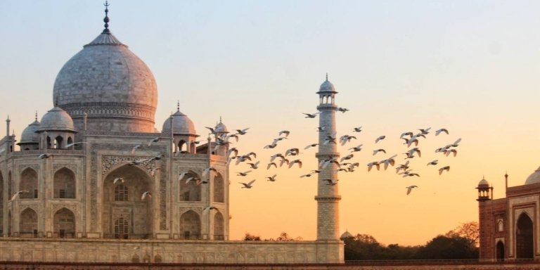 Taj Mahal Overnight Tour From Delhi By Car