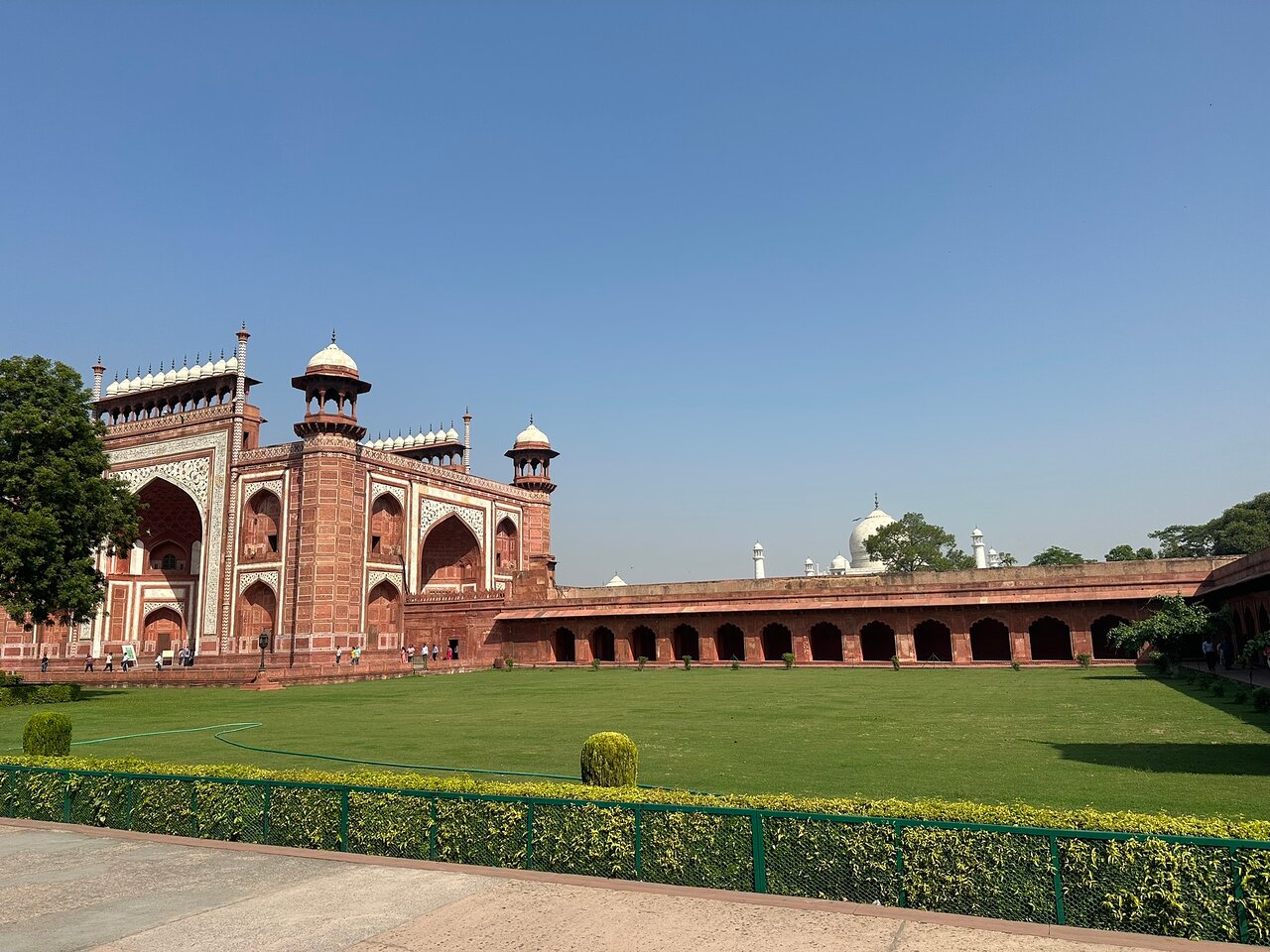Very informative tour and history of the Taj Mahal and Agra Fort.