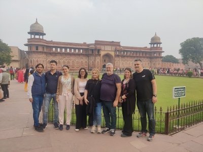 Same Day Taj Mahal & Agra Tour By Car From Delhi