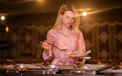 Desert Safari Dubai Cheap Price Centralized Pickup by Van