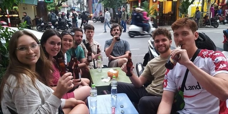 Hanoi: Small-group Street Food and Walking Tour