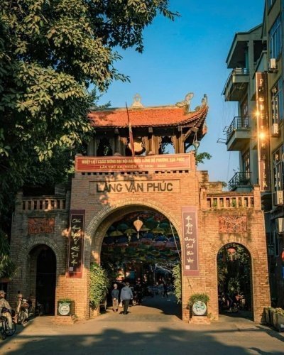 Van Phuc Silk Village Half-Day Tour and coffee train street