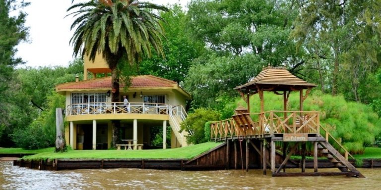 Private Trip to Delta of Tigre with Navigation and City Tour