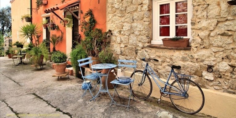 French Riviera Old-fashioned villages 8hrs private day trip