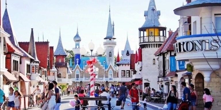 The Argentine Disneyland: Private Trip to Children's Republic