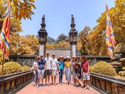 Ninh Binh Day Tour from Hanoi: Hoa Lu - Tam Coc - Mua Cave