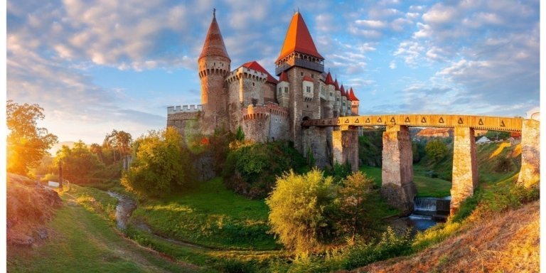 Corvin castle 1 day tour from Oradea