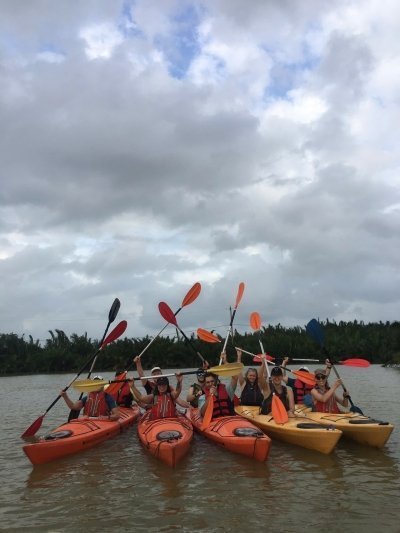 Easy Paddle in Mangrove Forest