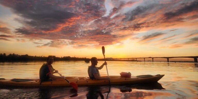 Sunrise Paddle to Local Life