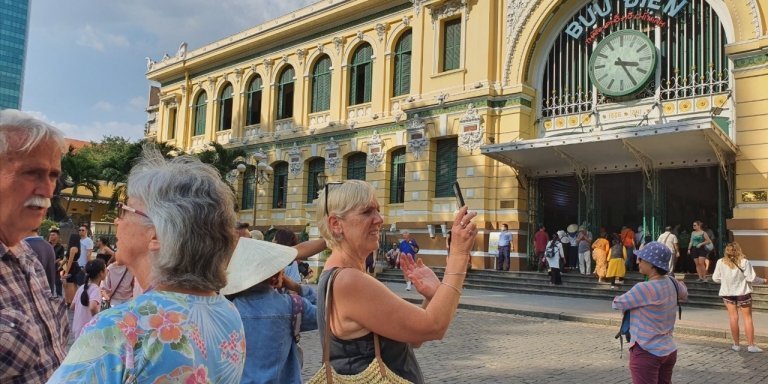 Saigon Echoes: Hidden Stories & Traditions (Morning Tour)