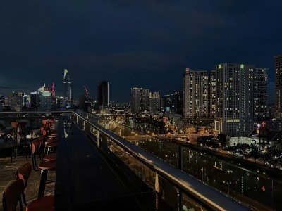 Saigon Savors: Street Eats and City Beats (Evening Tour)