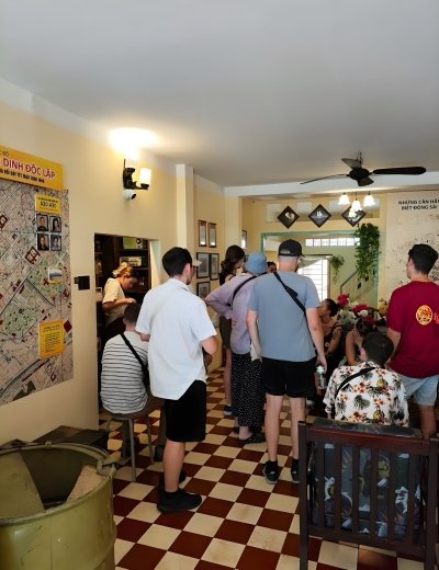 Saigon Secrets: Commando Trails & Culinary Tales.