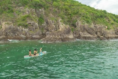 Nha Trang: Coral Reef Snorkeling and Floating Bar Party