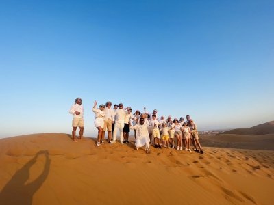 Sunset Desert Safari with bbq dinner,live shows ,much more