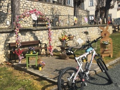 The pearl of Hrvatsko Zagorje and its monuments by e-bike