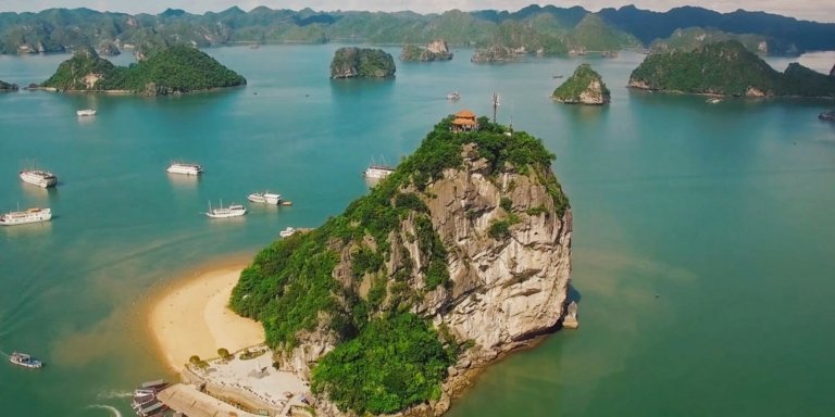 Halong Bay Luxury Cruise With Buffet Lunch 1-day Tour From Hanoi