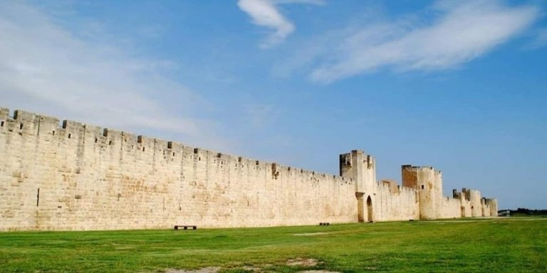 Aigues-Mortes & Les Saintes Maries de la Mer