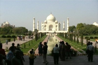 Taj Mahal at Sunrise and Agra Full Day City Tour