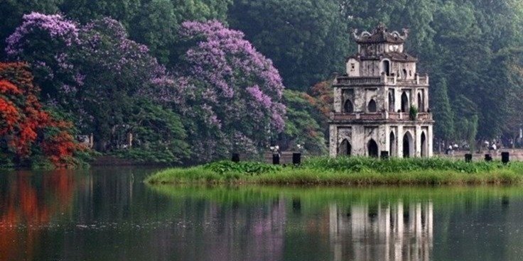 Heart of Hanoi: History, Heritage & Flavors - Limousine Day Tour