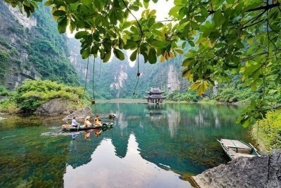 Ninh Binh Day Tour: Hoa Lu & Trang An Boat Trip from Hanoi