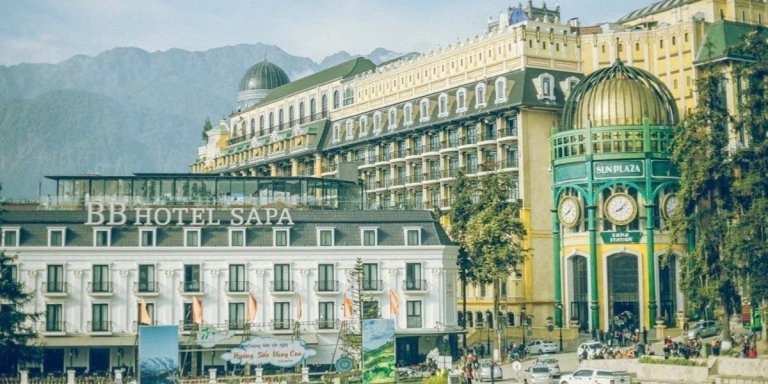 2-Day Sapa Tour from Hanoi with Cat Cat Village & Fansipan Peek