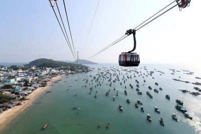 Phu Quoc 3-Island Snorkeling, Aquatopia Water Park & Cable Car