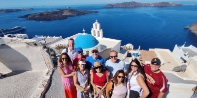 Santorini: Private Tailor Made Tour with a Local Guide