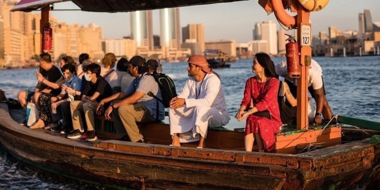 Dubai Aladdin: Souks, Boat and Food Tastings