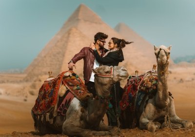 Instagram Style Pyramids Photoshoot