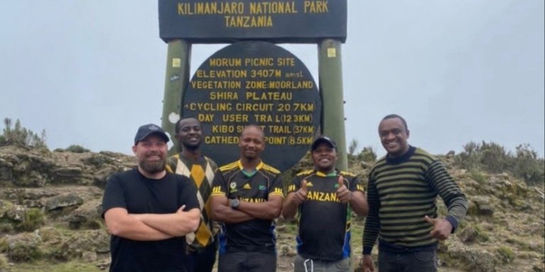 Two days mount Kilimanjaro climbing via Londorosi gate
