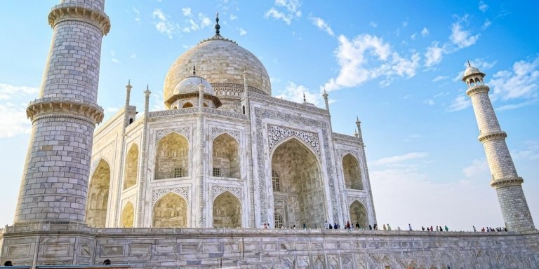 From Agra: Skip-The-Line Taj Mahal and Agra Fort Tour