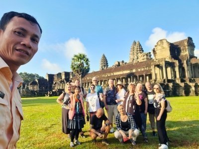 Sunrise Angkor Wat, Taprohm & Angkor Thom Day Tour